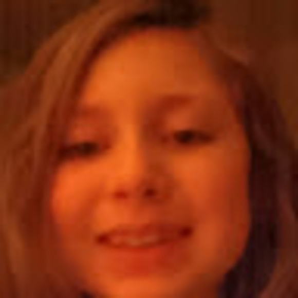 Meet your Posher, Sarah - Picture 1 of 1